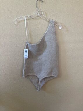 Abercrombie & Fitch One Shoulder Ribbed Bodysuit.